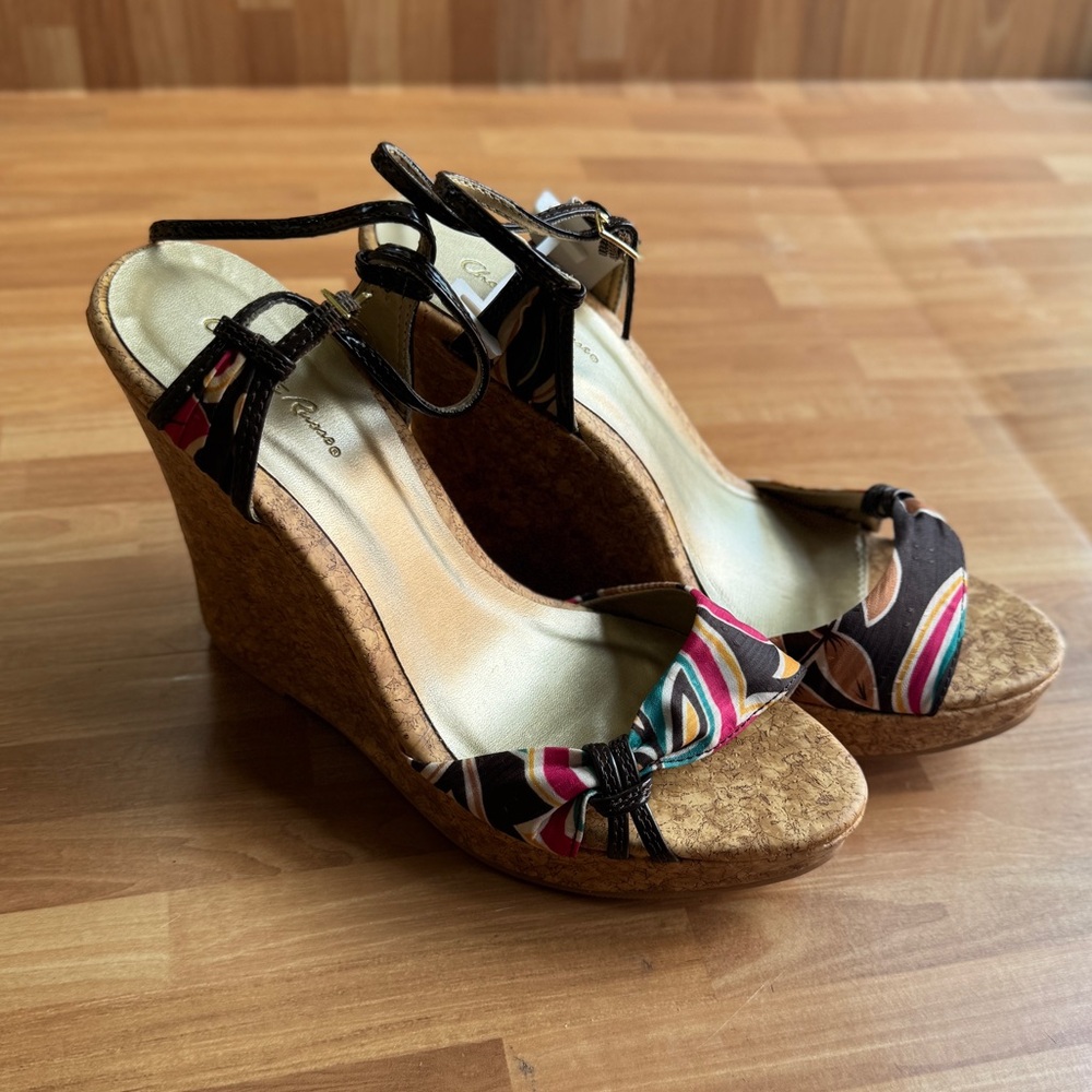 Charlotte Russe high heel cork wedge sandals black and pink strappy size 7
